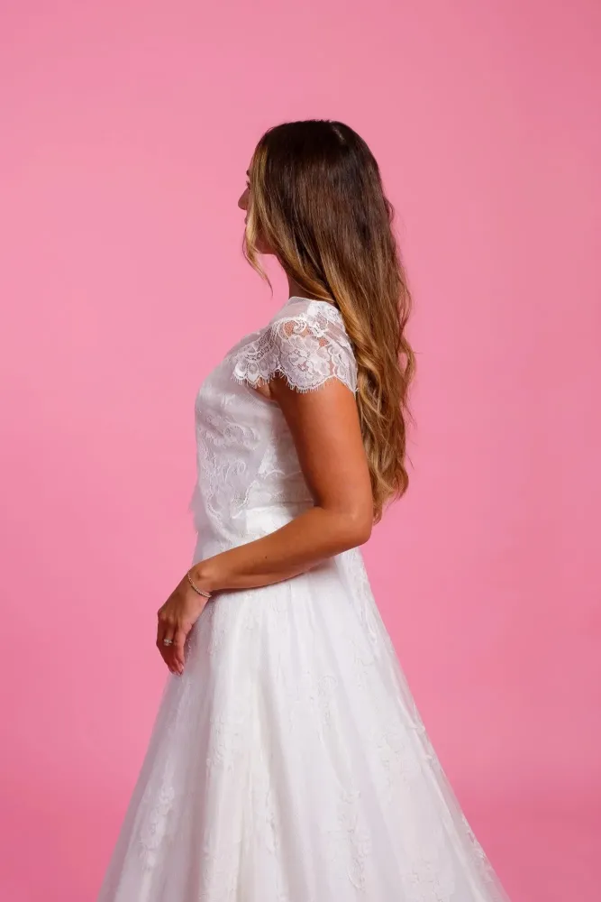 Robe de mariée avec caraco