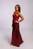 Robe de cocktail rouge dentelle