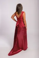 Robe de cocktail rouge dentelle